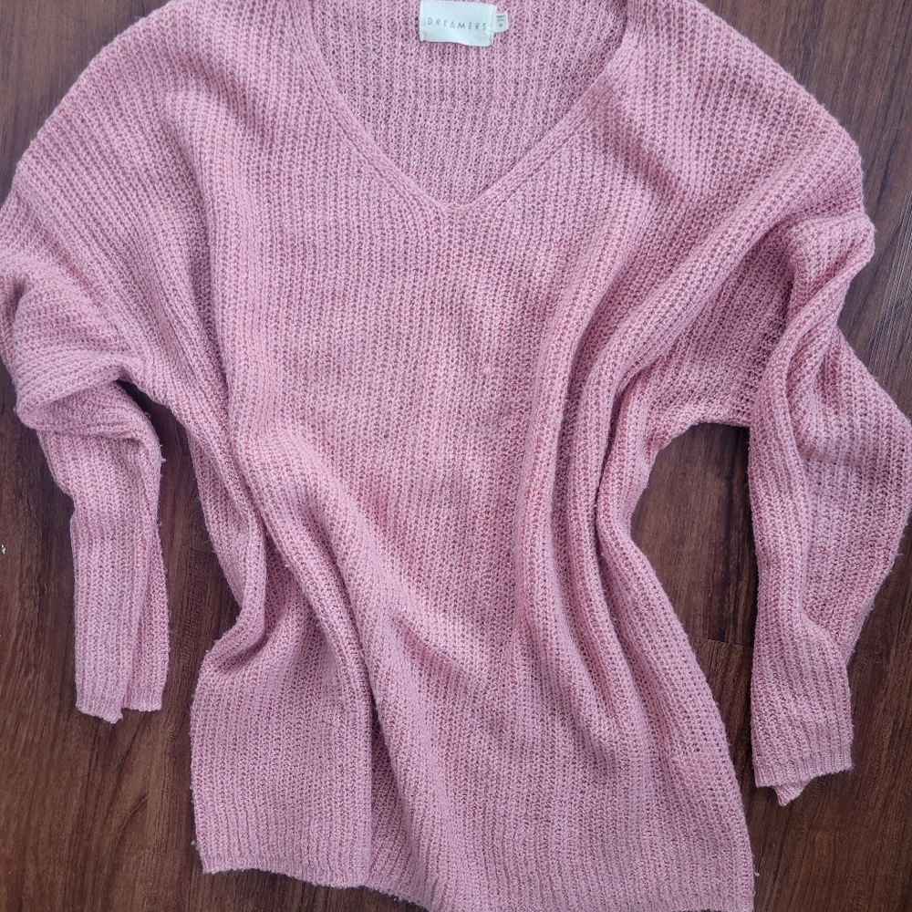 V neck sweater